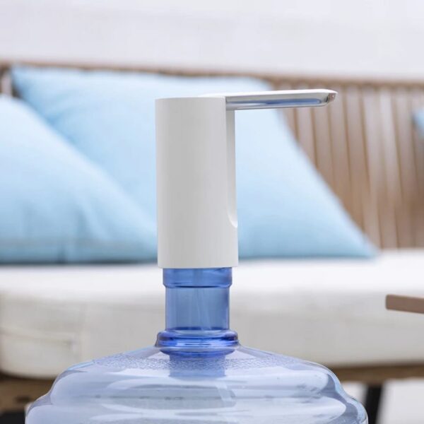 Nom du Produit : AquaFlow™ : La Pompe à Eau Rechargeable qui Simplifie Votre Vie ! – Image 3