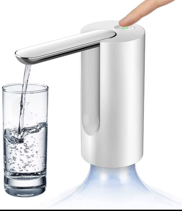 Nom du Produit : AquaFlow™ : La Pompe à Eau Rechargeable qui Simplifie Votre Vie !